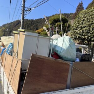 佐賀市で引越しに伴い2トントラック分廃品回収