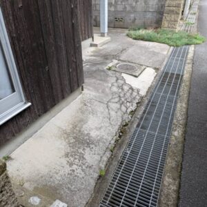 佐賀市の戸建てでタンスや絨毯やスプレー缶など回収‼